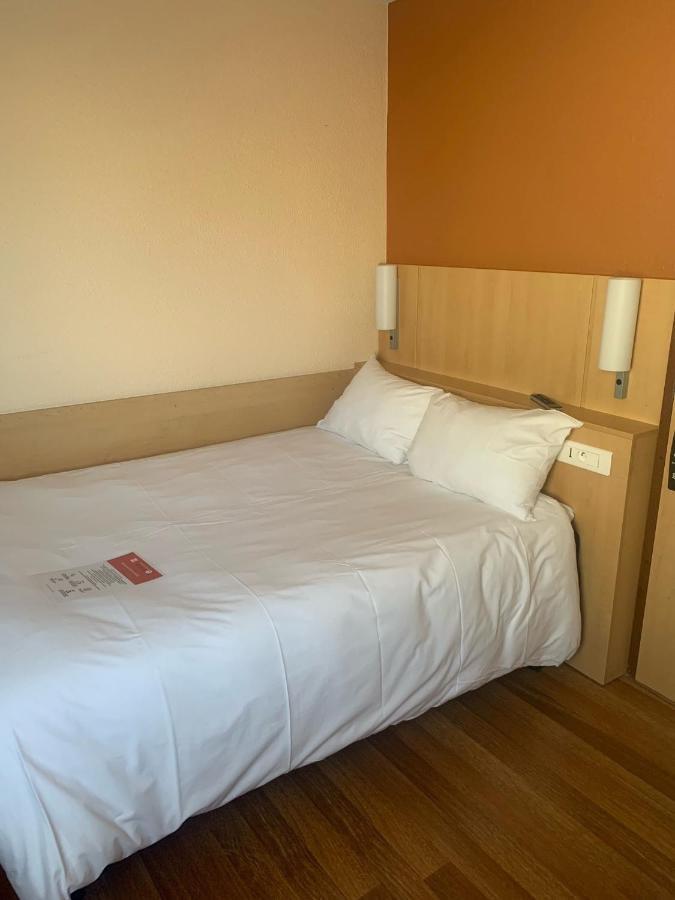 Hotel Ibis Nancy Centre Gare Et Congres Esterno foto