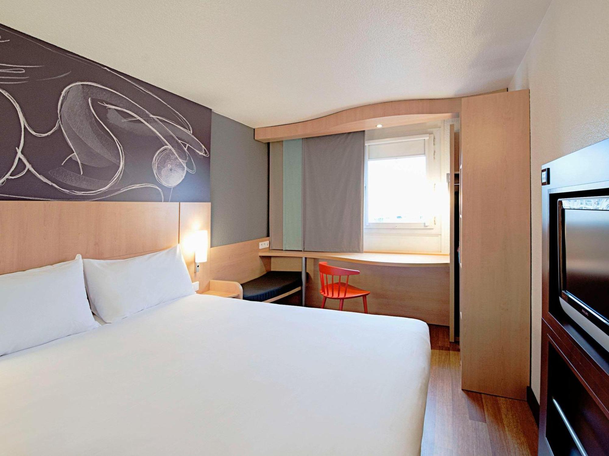 Hotel Ibis Nancy Centre Gare Et Congres Esterno foto