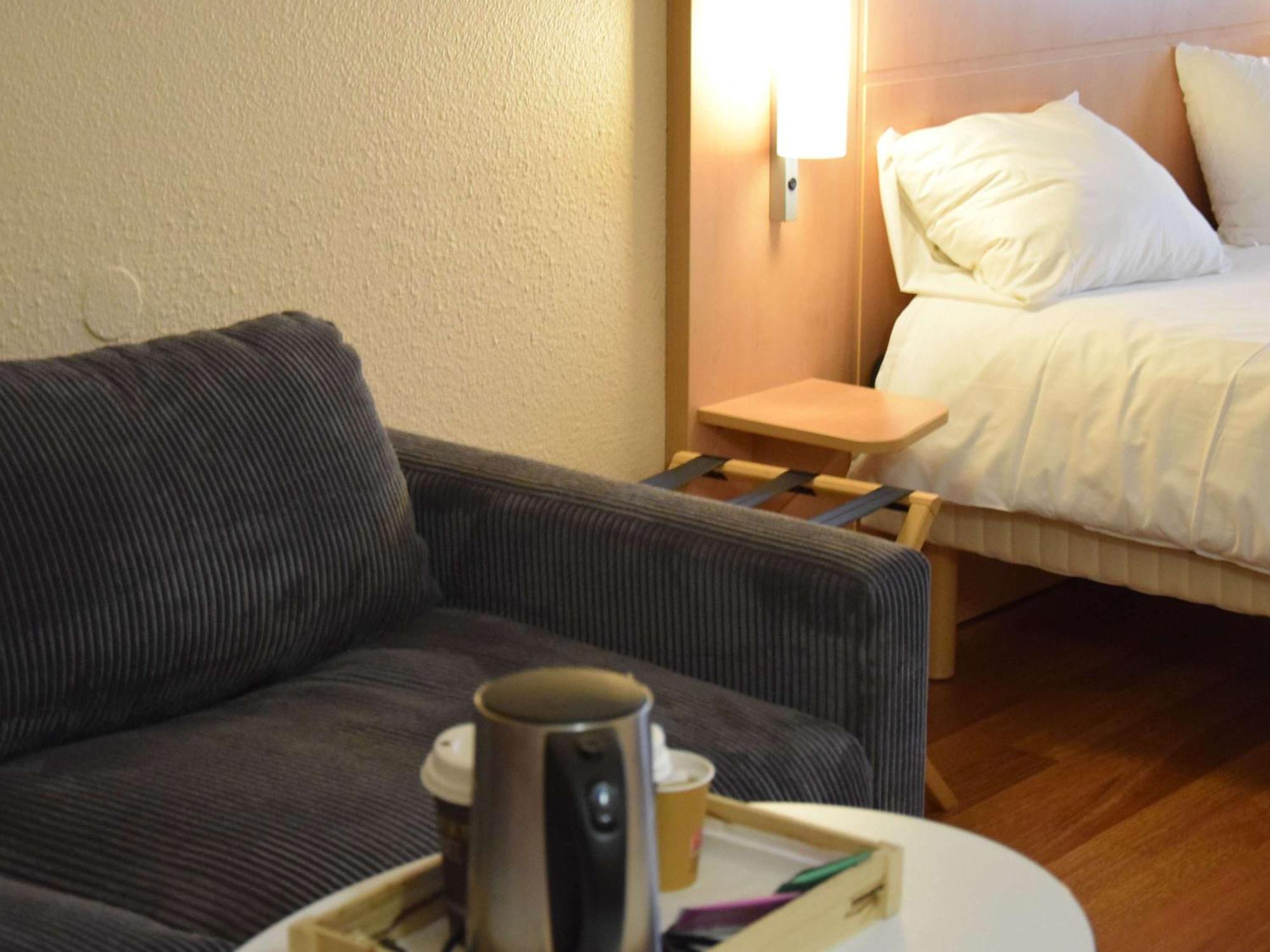 Hotel Ibis Nancy Centre Gare Et Congres Esterno foto
